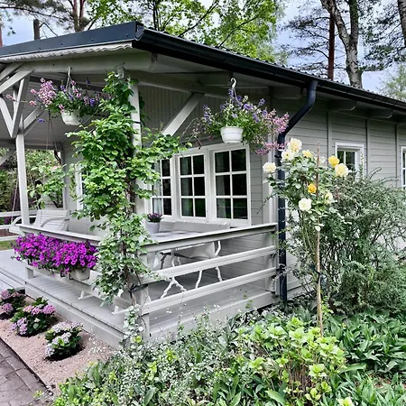 Zacisze U Ani Feriehus Dębki